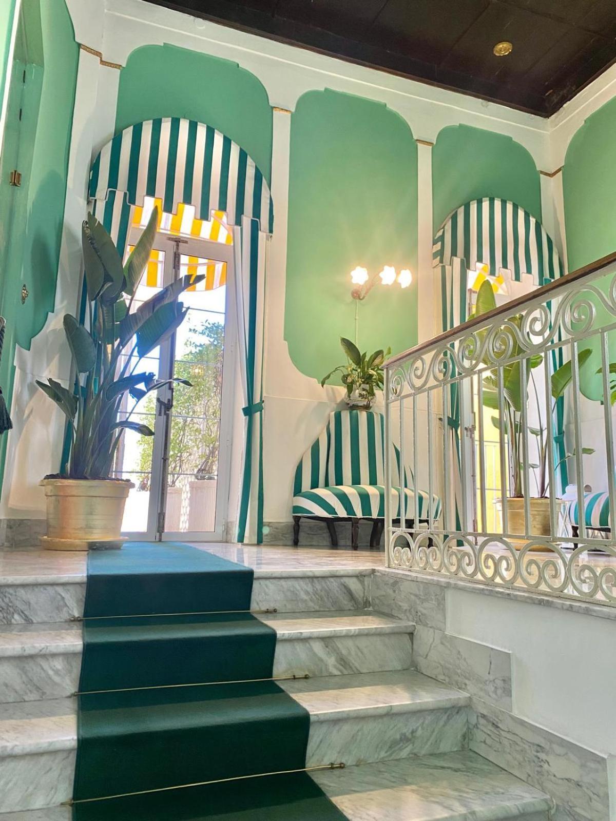 Palazzo Cherubini-Pools & Wellness Rossano Exteriör bild